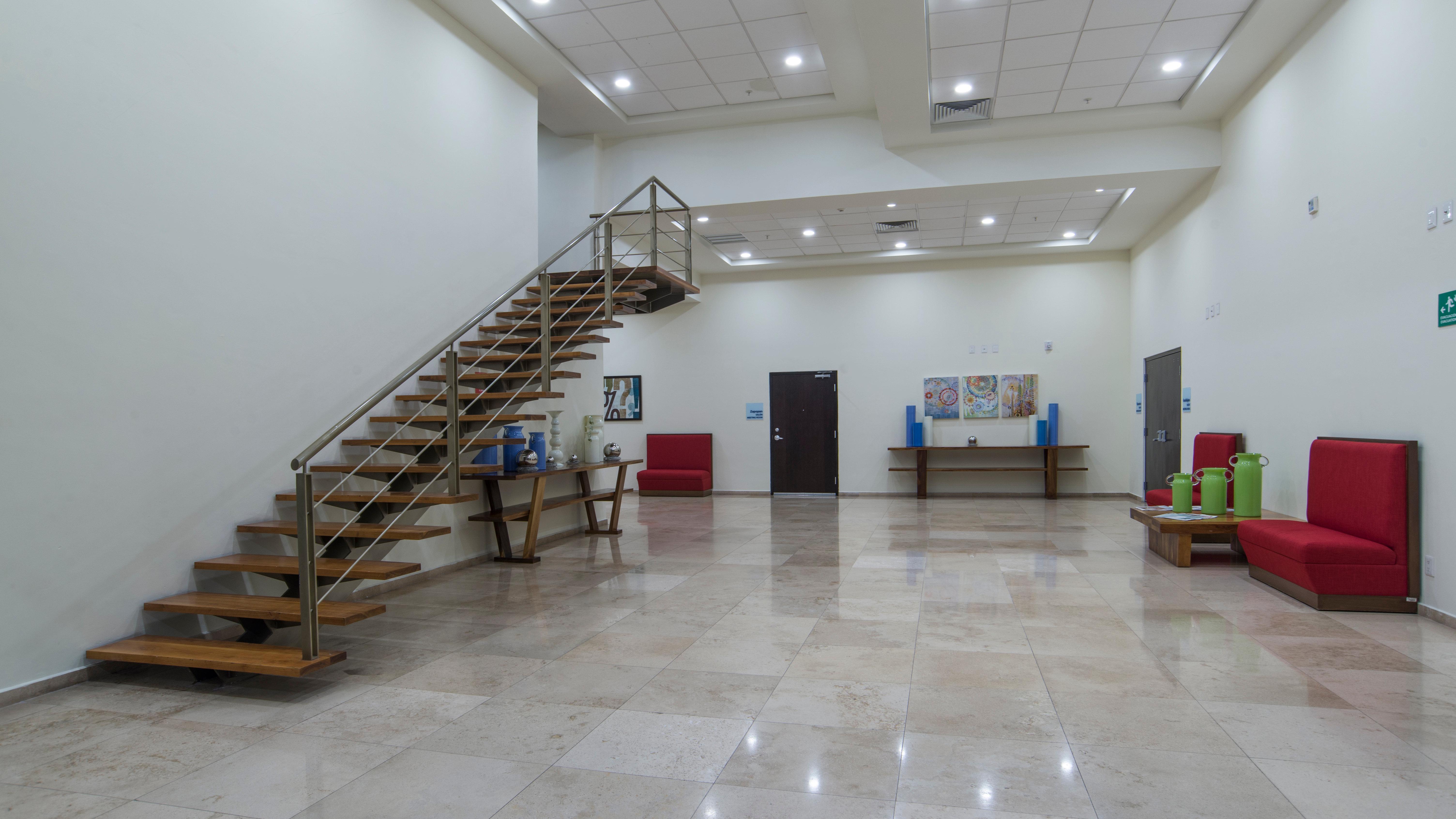Holiday Inn Guadalajara Patria-Universidad By Ihg Сапопан Экстерьер фото