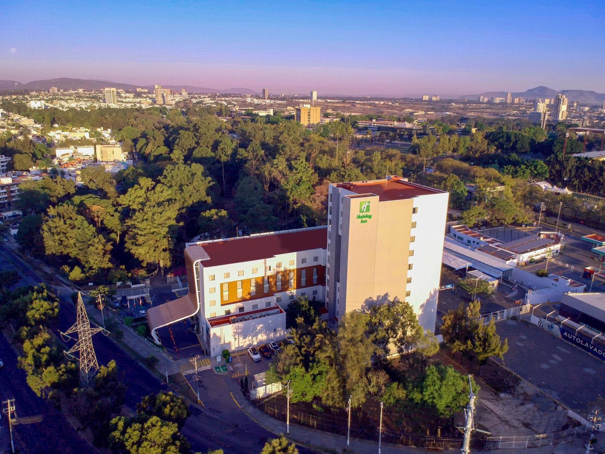 Holiday Inn Guadalajara Patria-Universidad By Ihg Сапопан Экстерьер фото